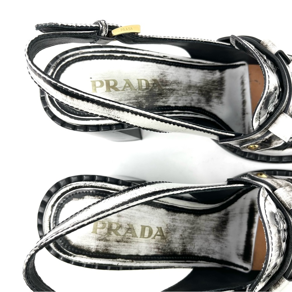 RARE Prada SS20 White Black Logo Brushed Leather Slingback Loafers Heels 39 9 - Picture 9 of 13